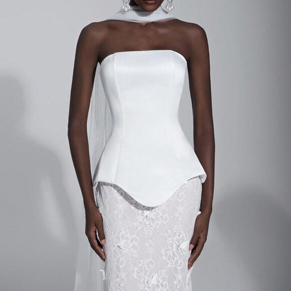 White Elegant Women's Luxurious Fishtail Lace Wedding Dress - Picture 8 of 8